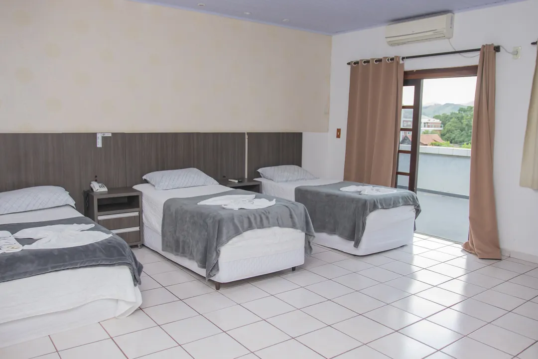 Luxo Quádruplo - foto 1